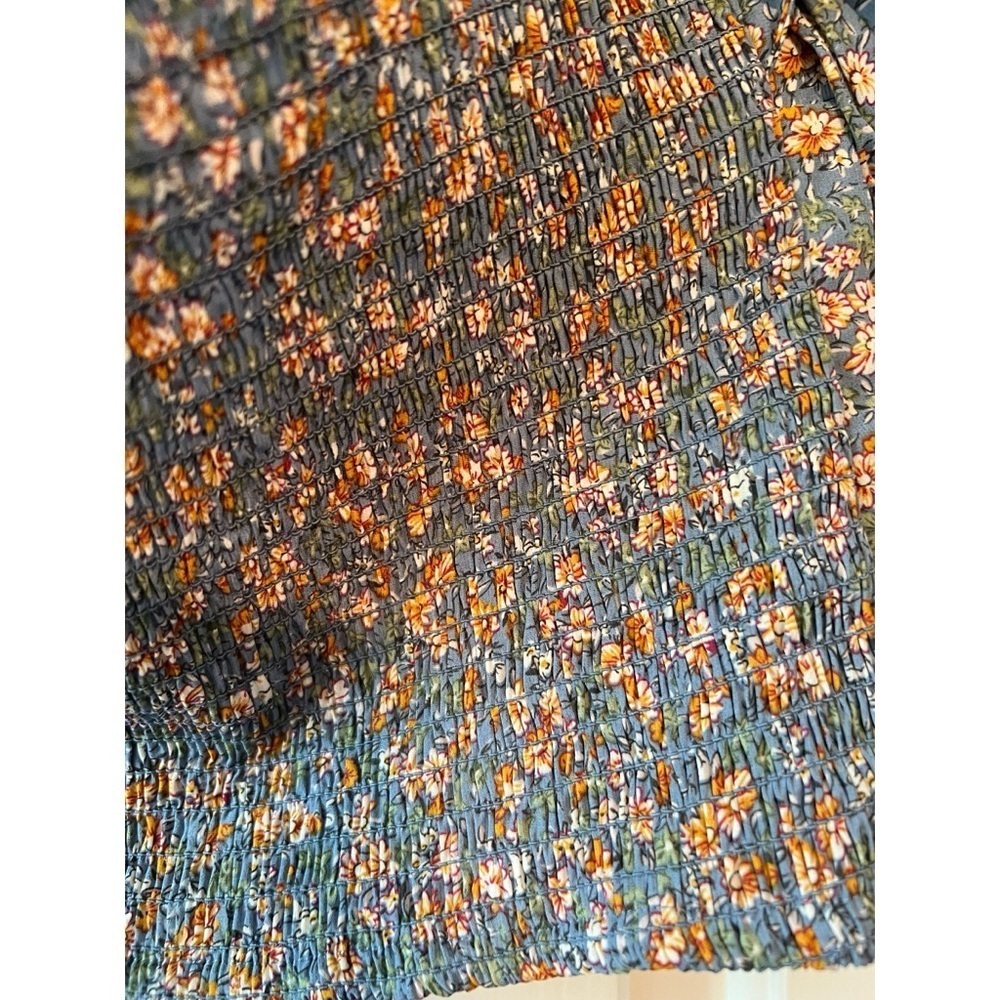 ASTR The Label Blue Ditzy Floral Smocked Back Bodice Boho Crop Top NWT XL #1023 - Picture 6 of 8